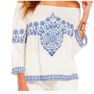 Gianni Bini Consuela Embroidered Peasant Blouse Size XS Boho Chic Coastal Grandm